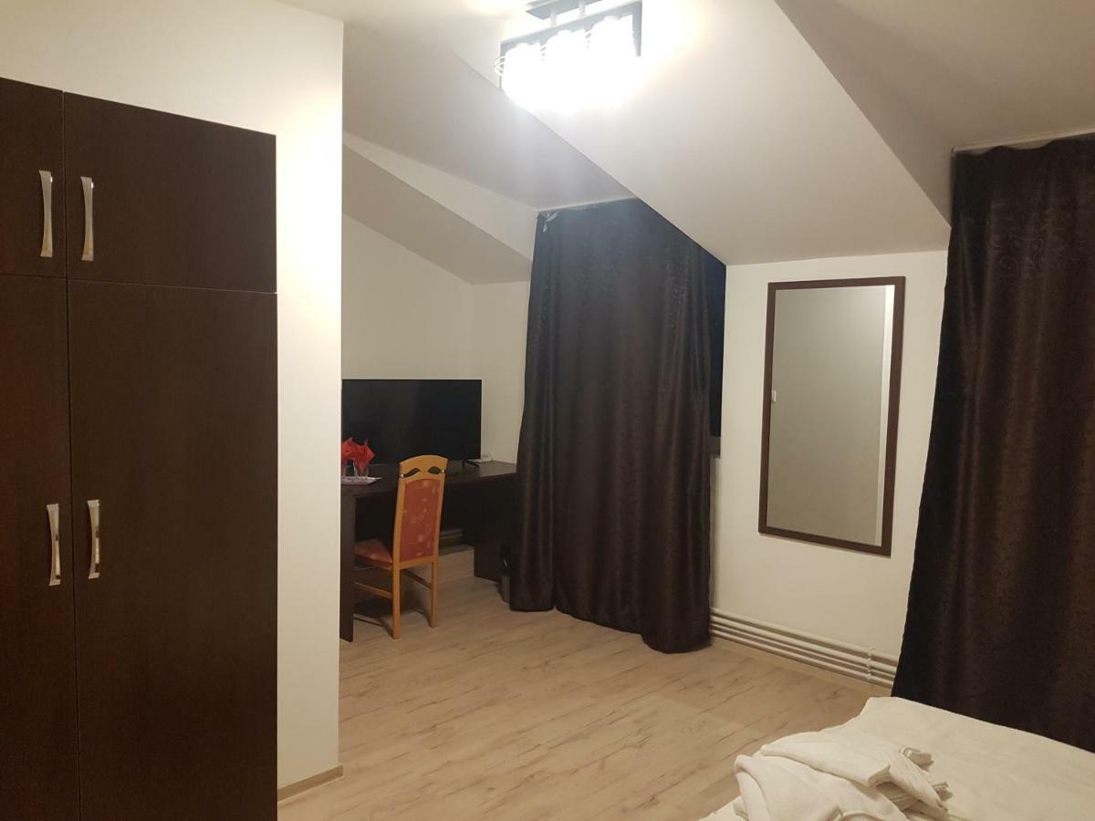Casa Lions Hotell Timişoara Eksteriør bilde
